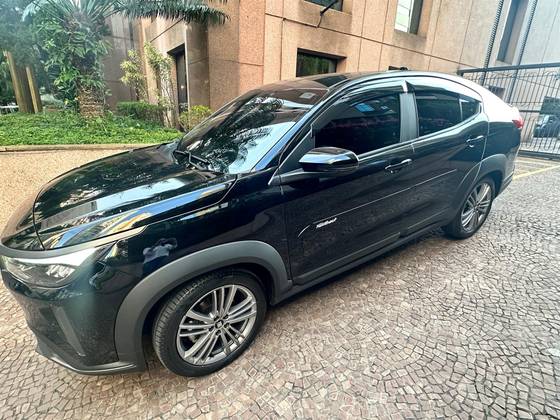 FIAT FASTBACK 1.0 TURBO 200 FLEX CVT FIAT FASTBACK 1.0 TURBO 200 FLEX CVT